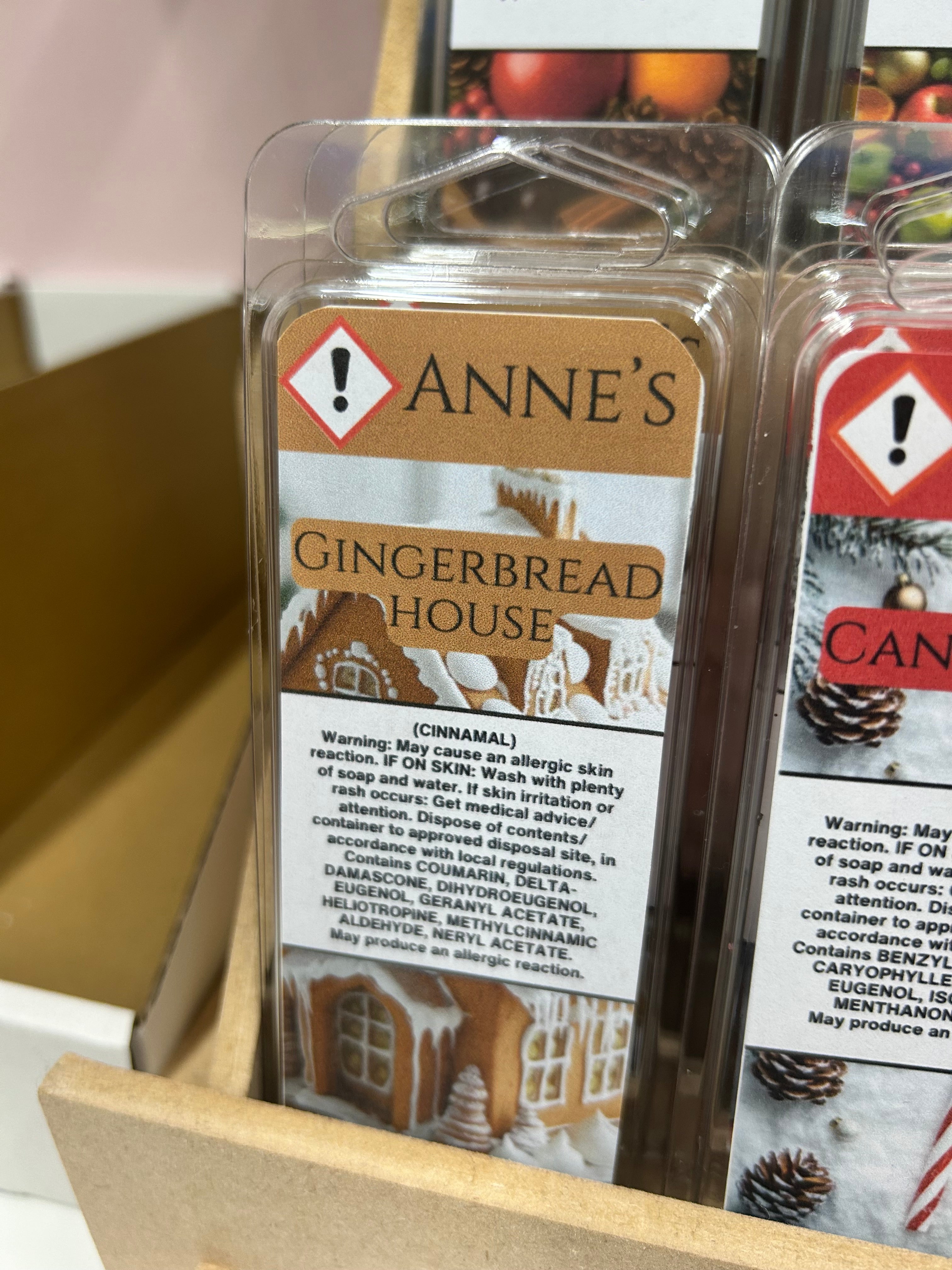 Gingerbread House WAX SNAP BAR