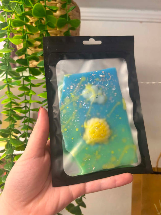 World Explorer - Wax Brittle