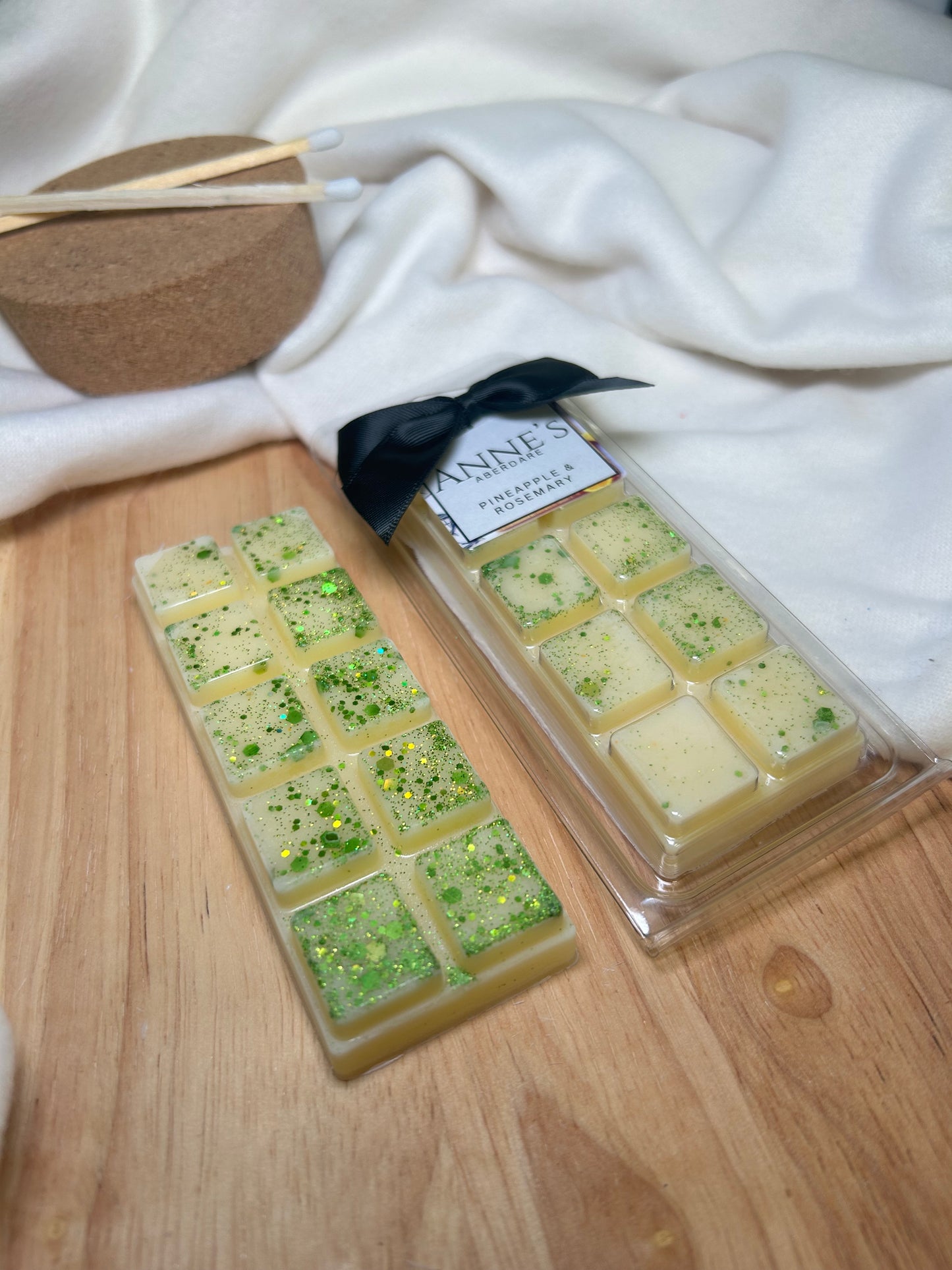 PINEAPPLE & ROSEMARY | Wax Melt Snap Bar